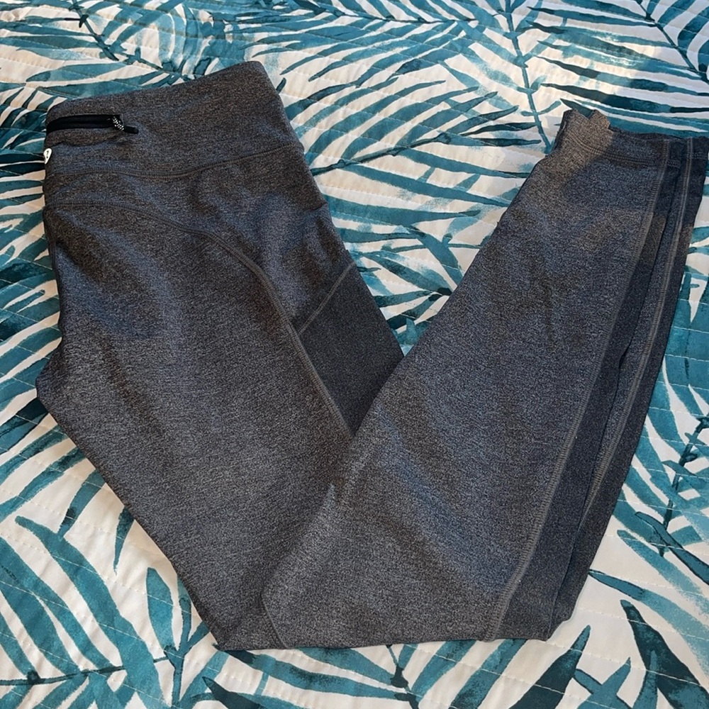 Lululemon leggings size 8